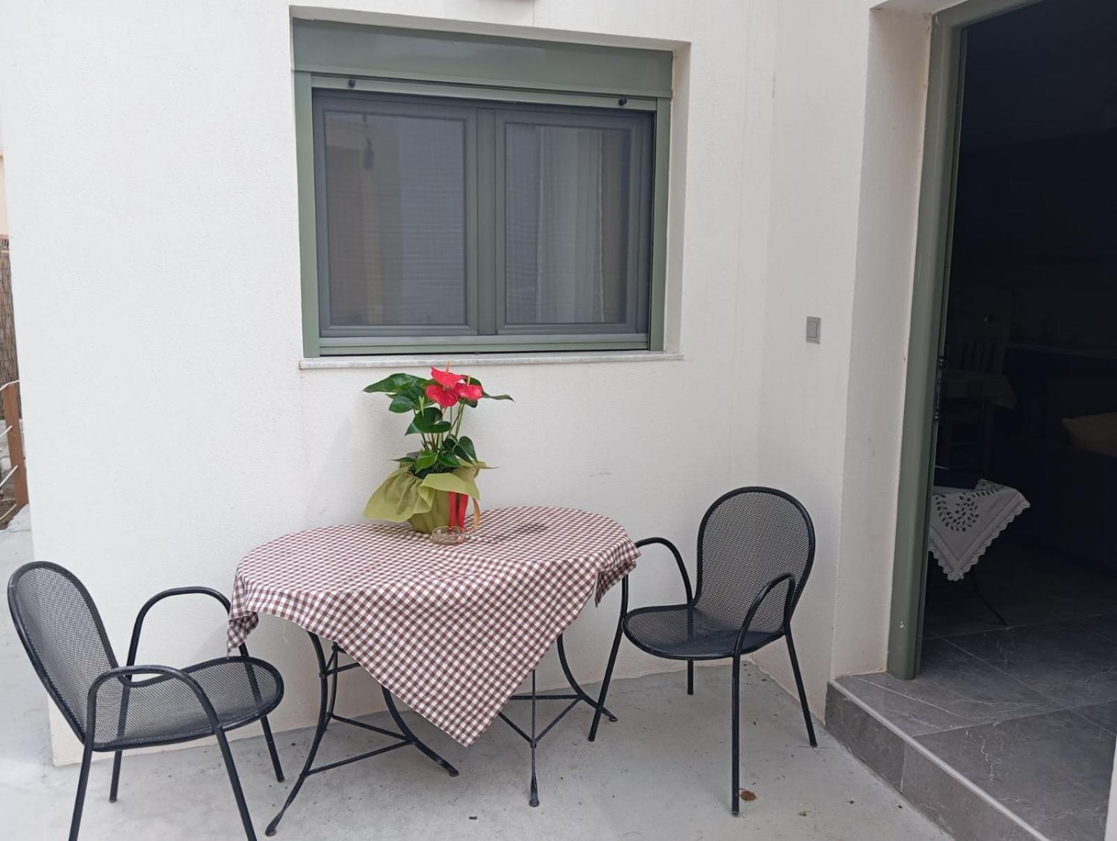 Holiday home Mar-jo